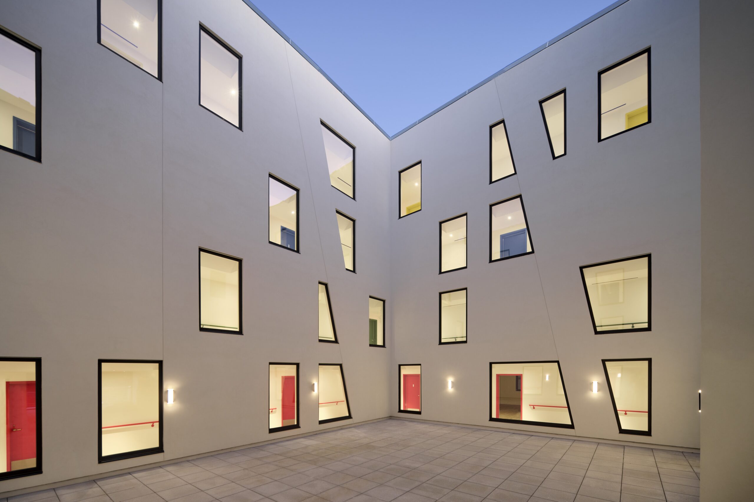 Allan and Geraldine Rosenberg Residence 4